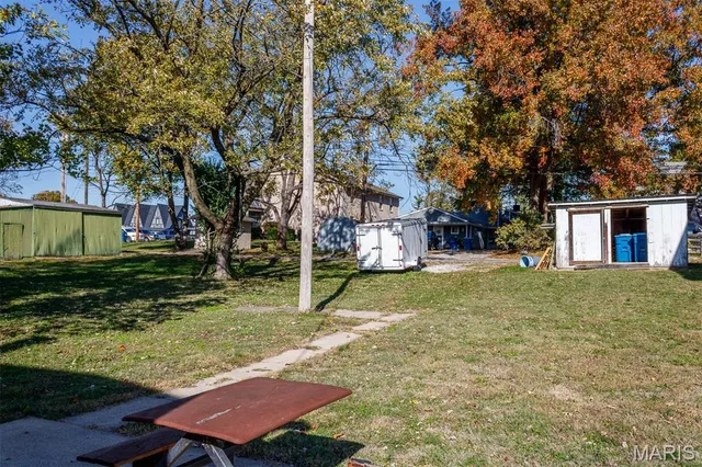 $85,000 | 511 12th Street, Highland, IL 62249