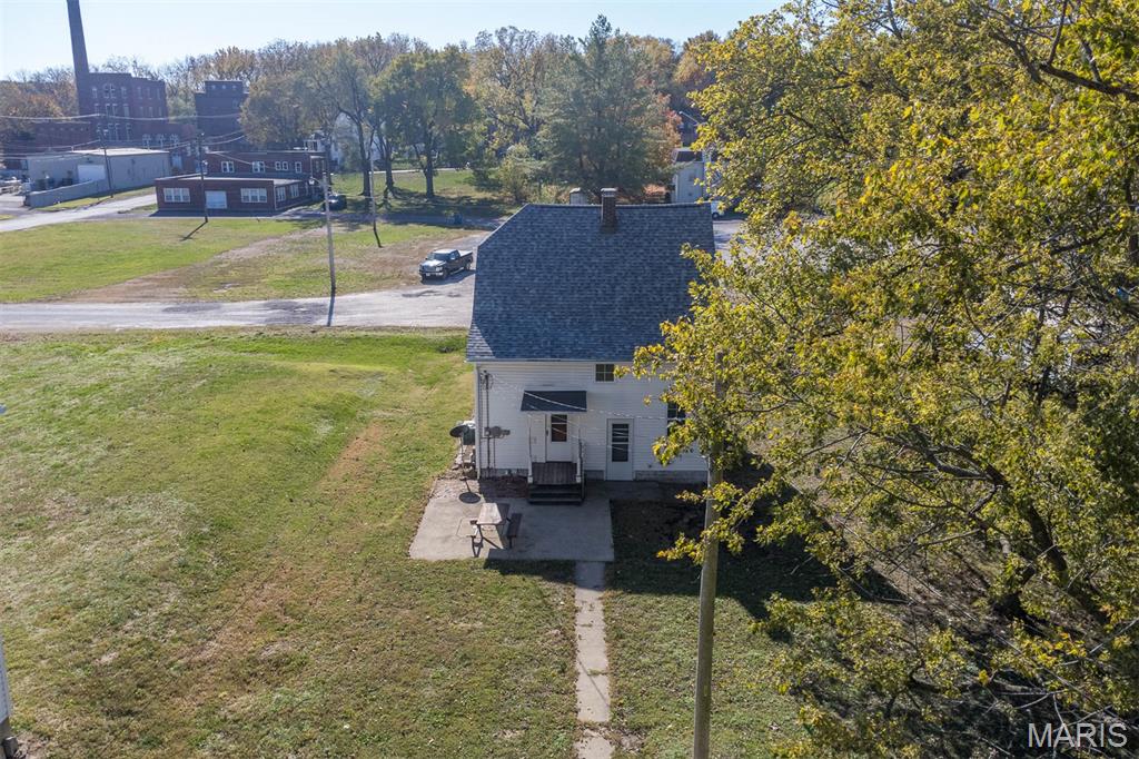 511 12th Street Highland, IL 62249 - Photo 37 of 41