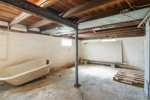 $85,000 | 511 12th Street, Highland, IL 62249