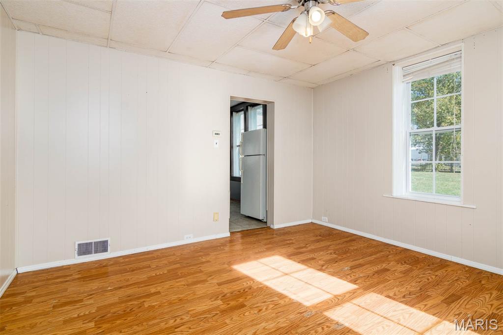 511 12th Street Highland, IL 62249 - Photo 6 of 41