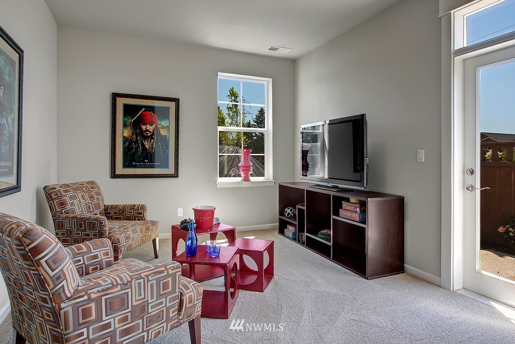 18525 46th Avenue Southeast Bothell, WA 98012 - Photo 13 of 25 Gallery Image 13