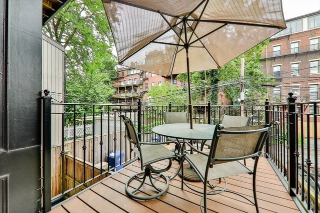 $9,800 | 142 West Concord Street, Unit 1, Boston, MA 02118