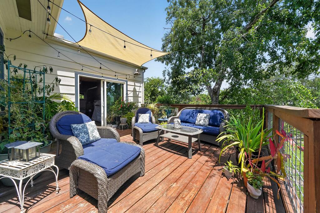 713 Bluebell Road Kerrville, TX 78028 - Photo 26 of 39 Gallery Image 26
