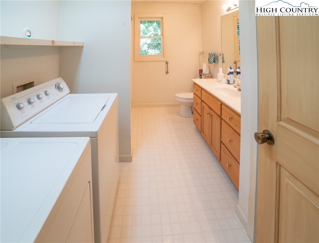 489 Astor Cook Road Blowing Rock, NC 28605 - Photo 16 of 24 Gallery Image 16