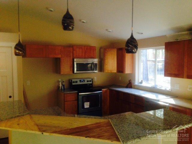 17165 Laguna Road Bend, OR 97707 - Photo 7 of 14 Additional Photo