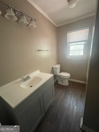 $1,800 | 331 East Main Street, Statesboro, GA 30458