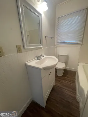 $1,800 | 331 East Main Street, Statesboro, GA 30458