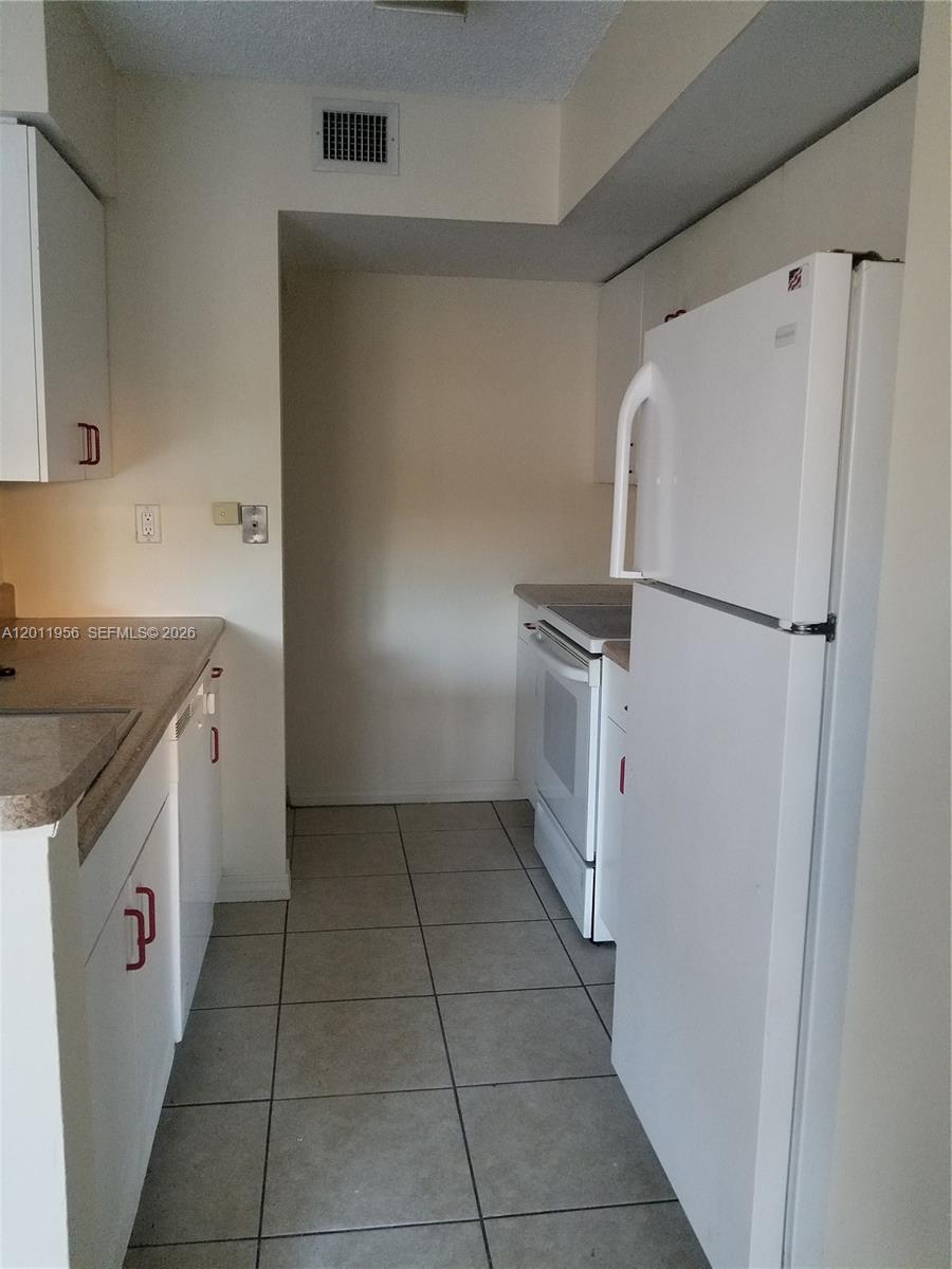 15241 Southwest 80th Street, Unit 201 Miami, FL 33193 - Photo 11 of 18