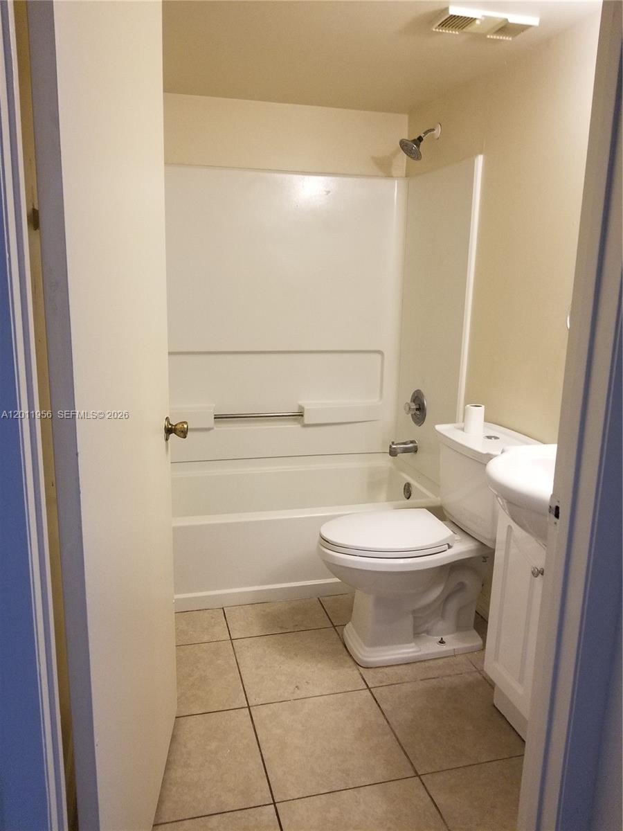 15241 Southwest 80th Street, Unit 201 Miami, FL 33193 - Photo 13 of 18
