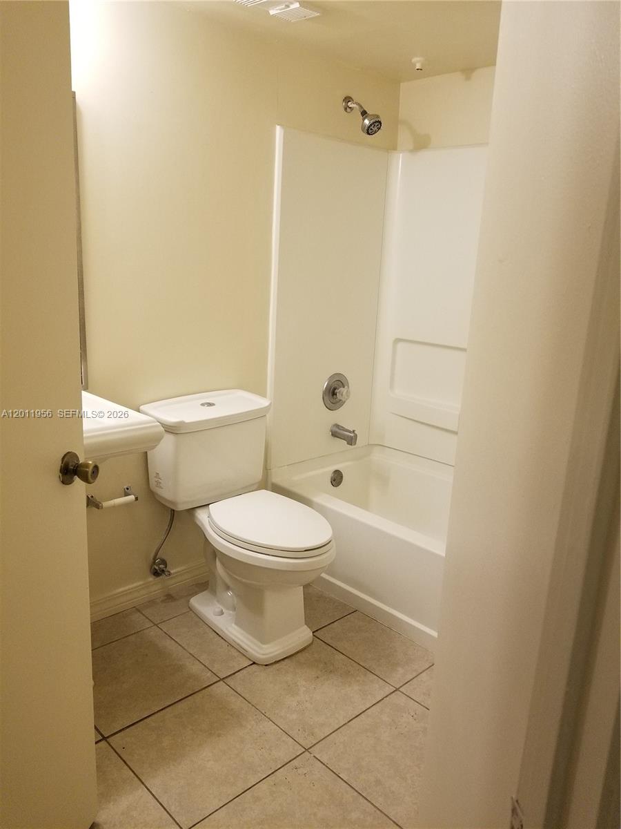 15241 Southwest 80th Street, Unit 201 Miami, FL 33193 - Photo 4 of 18