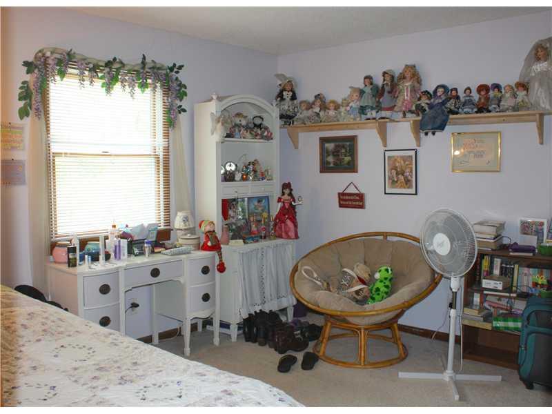 606 Covered Bridge Road Greenwood, IN 46142 - Photo 11 of 15 Gallery Image 11