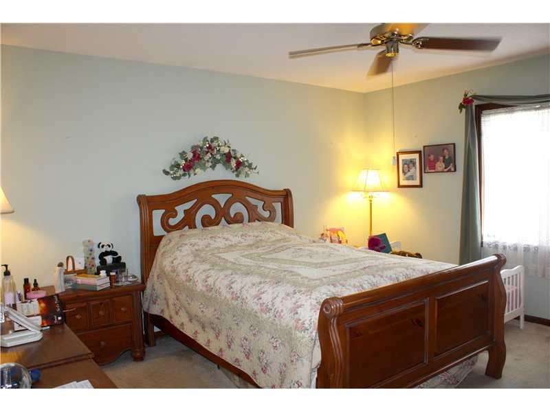 606 Covered Bridge Road Greenwood, IN 46142 - Photo 9 of 15 Gallery Image 9
