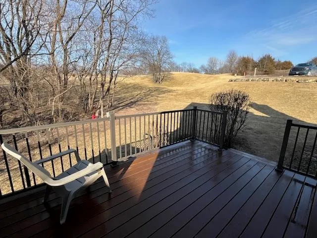 $205,000 | 10 Farmstead Drive, Galena, IL 61036