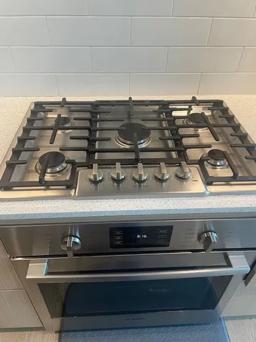 a close view of stove