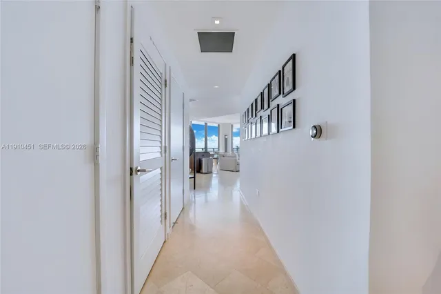 $1,661,000 | 88 Southwest 7th Street, Unit 2602, Miami, FL 33130