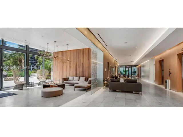 $1,661,000 | 88 Southwest 7th Street, Unit 2602, Miami, FL 33130