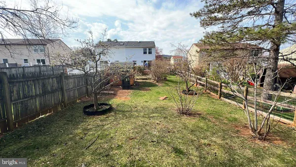 $2,100 | 154 Stonegate Drive, Frederick, MD 21702