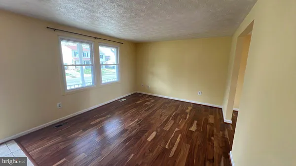 $2,100 | 154 Stonegate Drive, Frederick, MD 21702