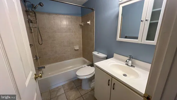 $2,100 | 154 Stonegate Drive, Frederick, MD 21702