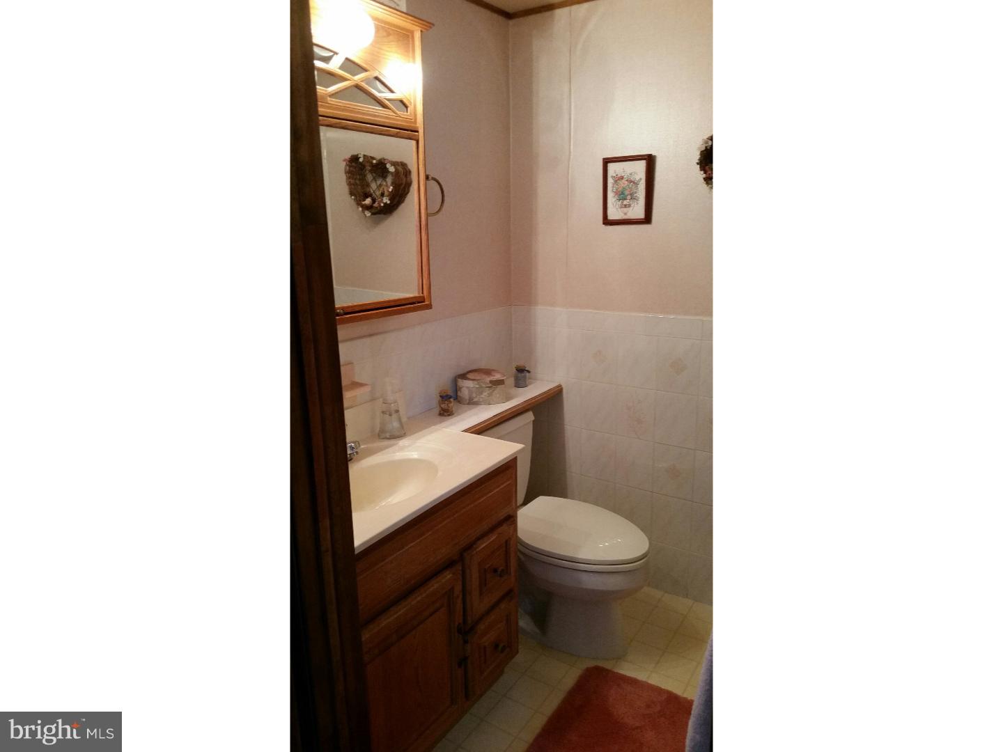 3416 Brookview Road Philadelphia, PA 19154 - Photo 11 of 22 Master Bathroom