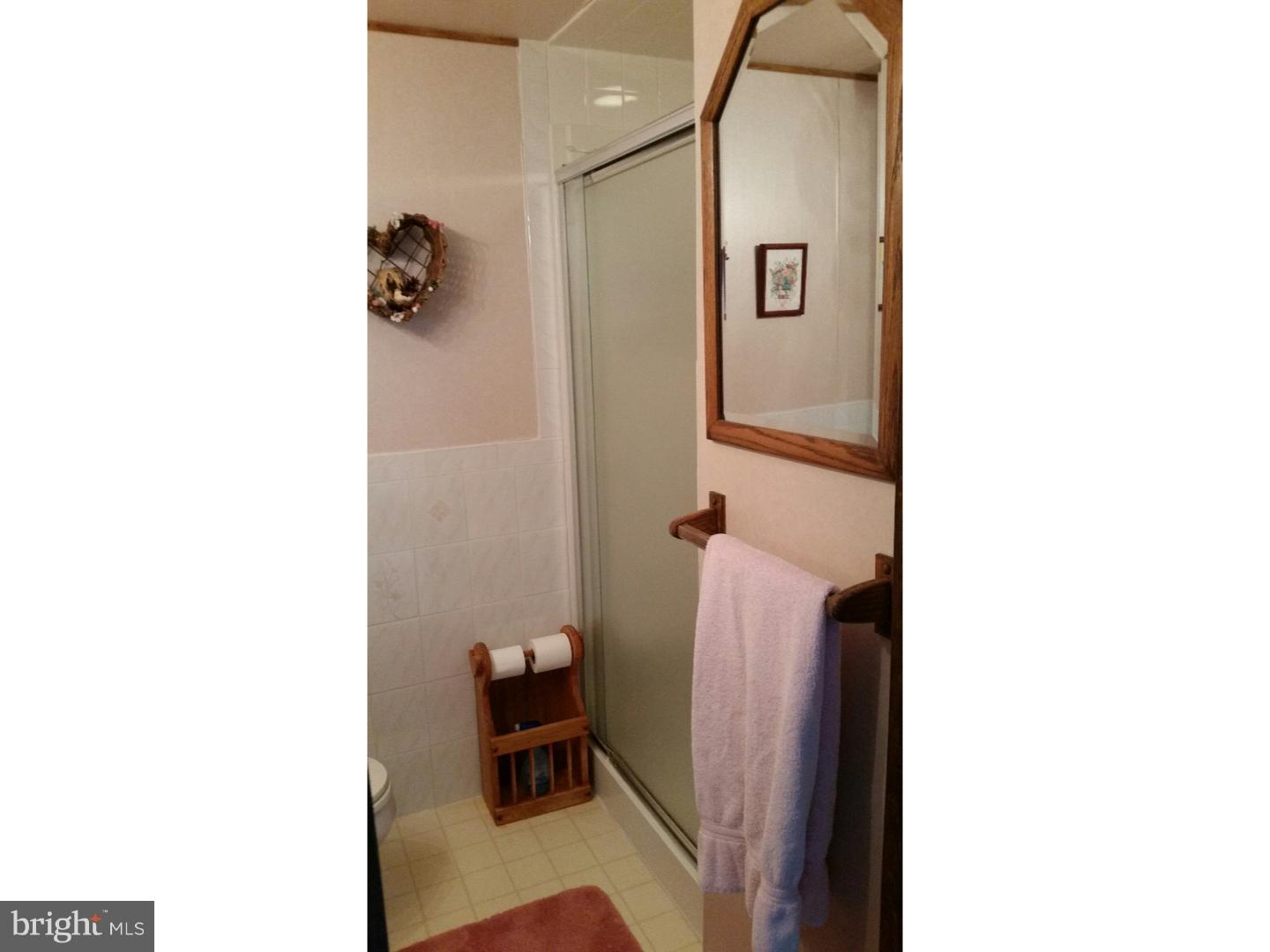 3416 Brookview Road Philadelphia, PA 19154 - Photo 10 of 22 Master Bathroom
