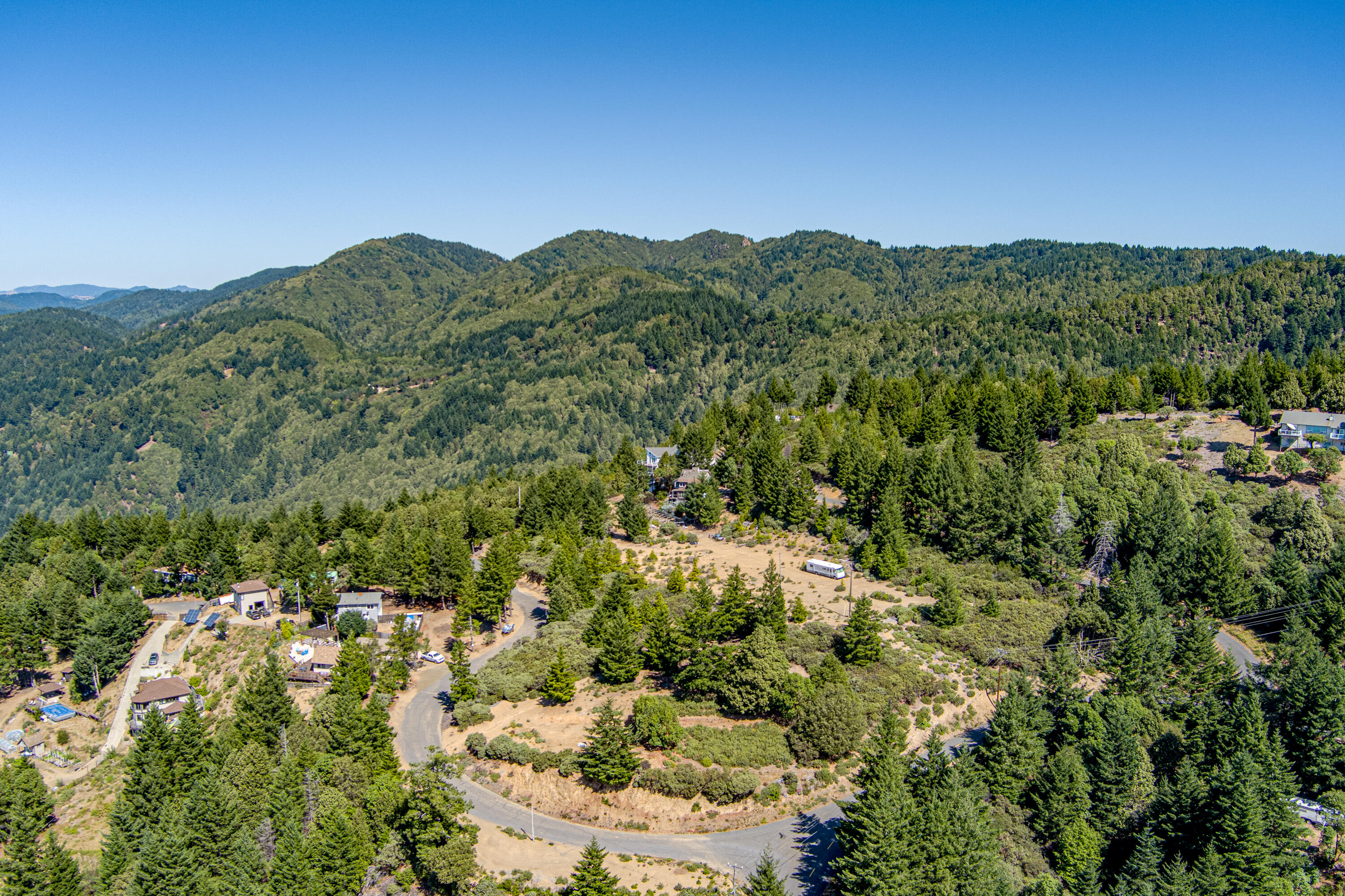 34 Vance Road Whitethorn, CA 95589 - Photo 8 of 20