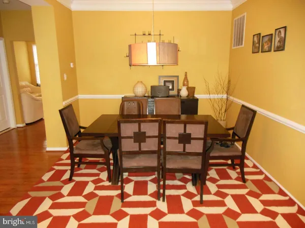 $3,350 | 25838 Norrington Square, Chantilly, VA 20152