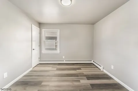 $549,000 | 701 McCandless Place, Linden, NJ 07036