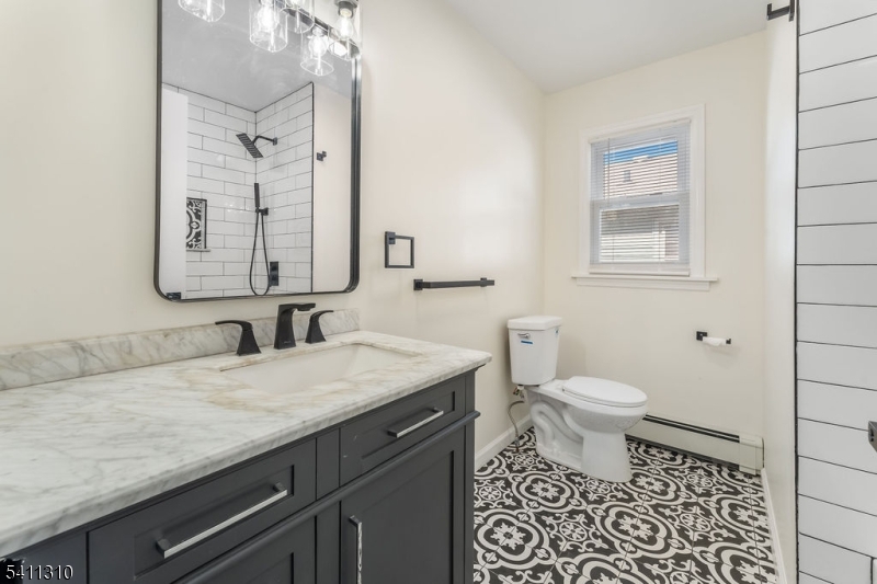 701 McCandless Place Linden, NJ 07036 - Photo 14 of 29