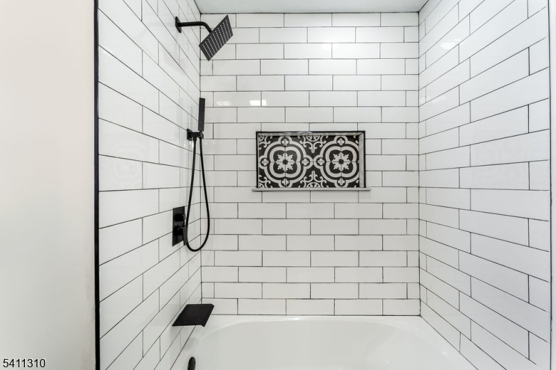 701 McCandless Place Linden, NJ 07036 - Photo 15 of 29