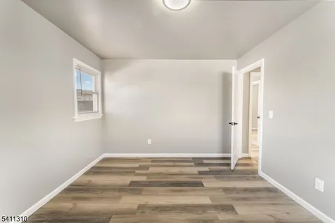 $549,000 | 701 McCandless Place, Linden, NJ 07036