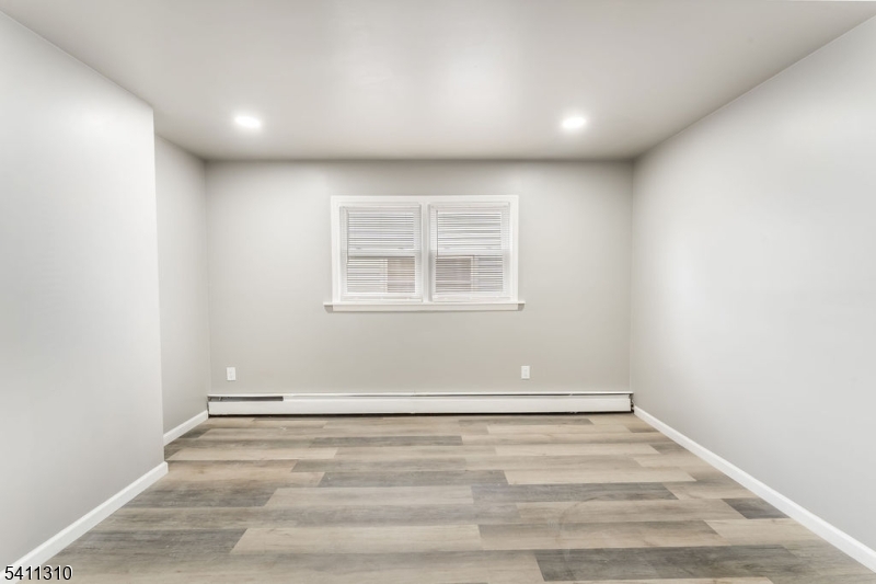 701 McCandless Place Linden, NJ 07036 - Photo 21 of 29