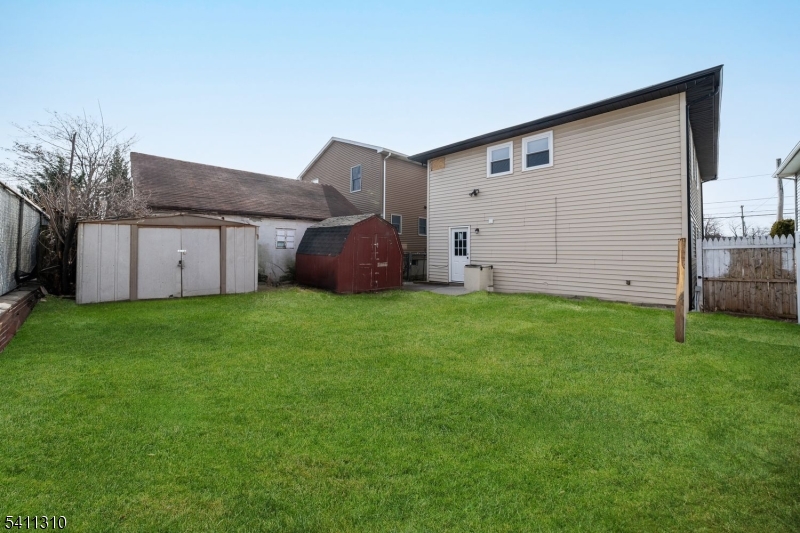 701 McCandless Place Linden, NJ 07036 - Photo 28 of 29