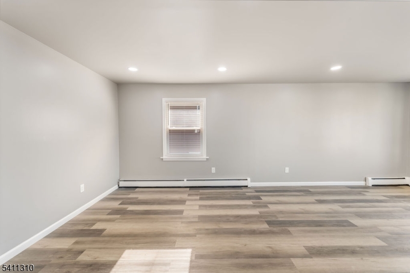 701 McCandless Place Linden, NJ 07036 - Photo 10 of 29