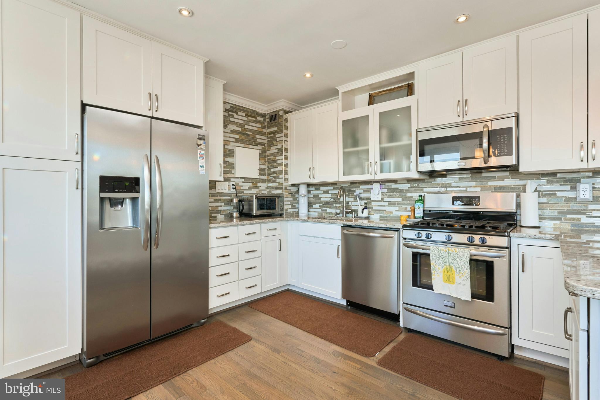 1300 South Arlington Ridge Road, Unit 504 Arlington, VA 22202 - Photo 3 of 18