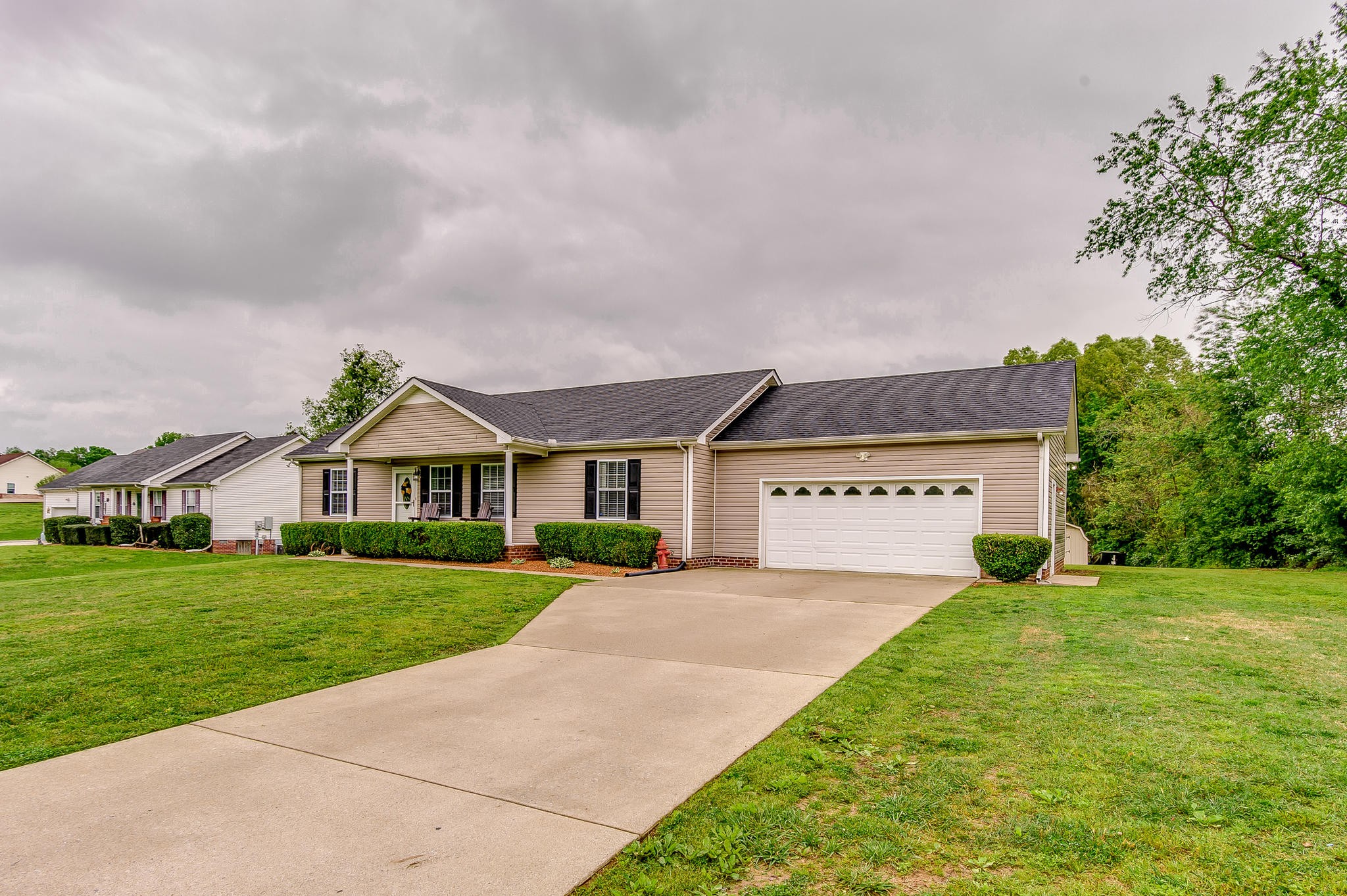 1065 Lillard Williams Road Chapmansboro, TN 37035 - Photo 1 of 29 Gallery Image 1