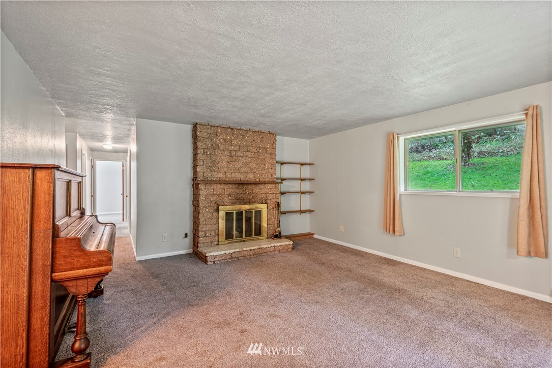 211 Clark Creek Road Longview, WA 98632 - Photo 9 of 20 Gallery Image 9