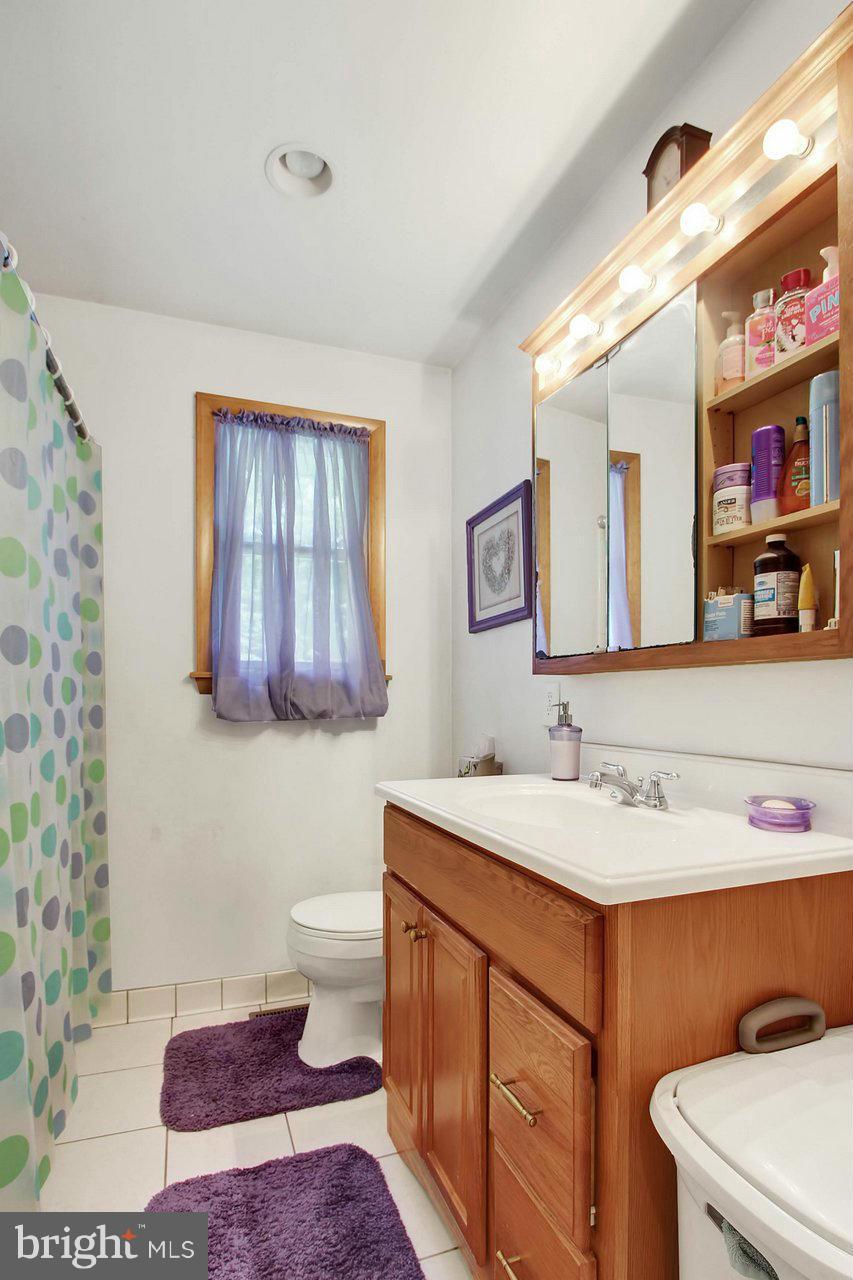 9504 Dawnvale Road Baltimore, MD 21236 - Photo 14 of 28 Bath