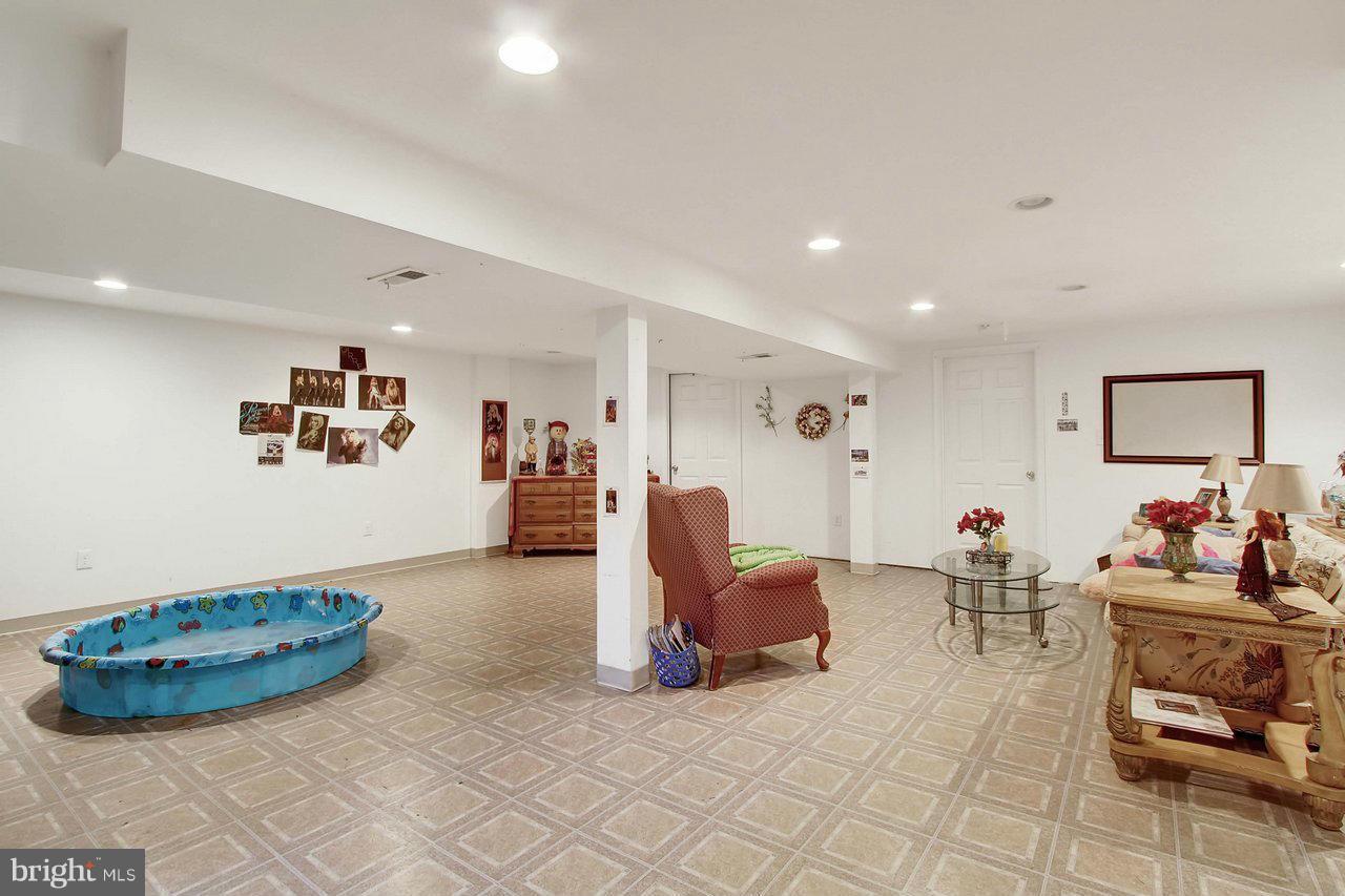9504 Dawnvale Road Baltimore, MD 21236 - Photo 15 of 28 Basement