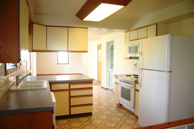 2208 South Bolivar Road Spokane Valley, WA 99037 - Photo 2 of 9 Gallery Image 2