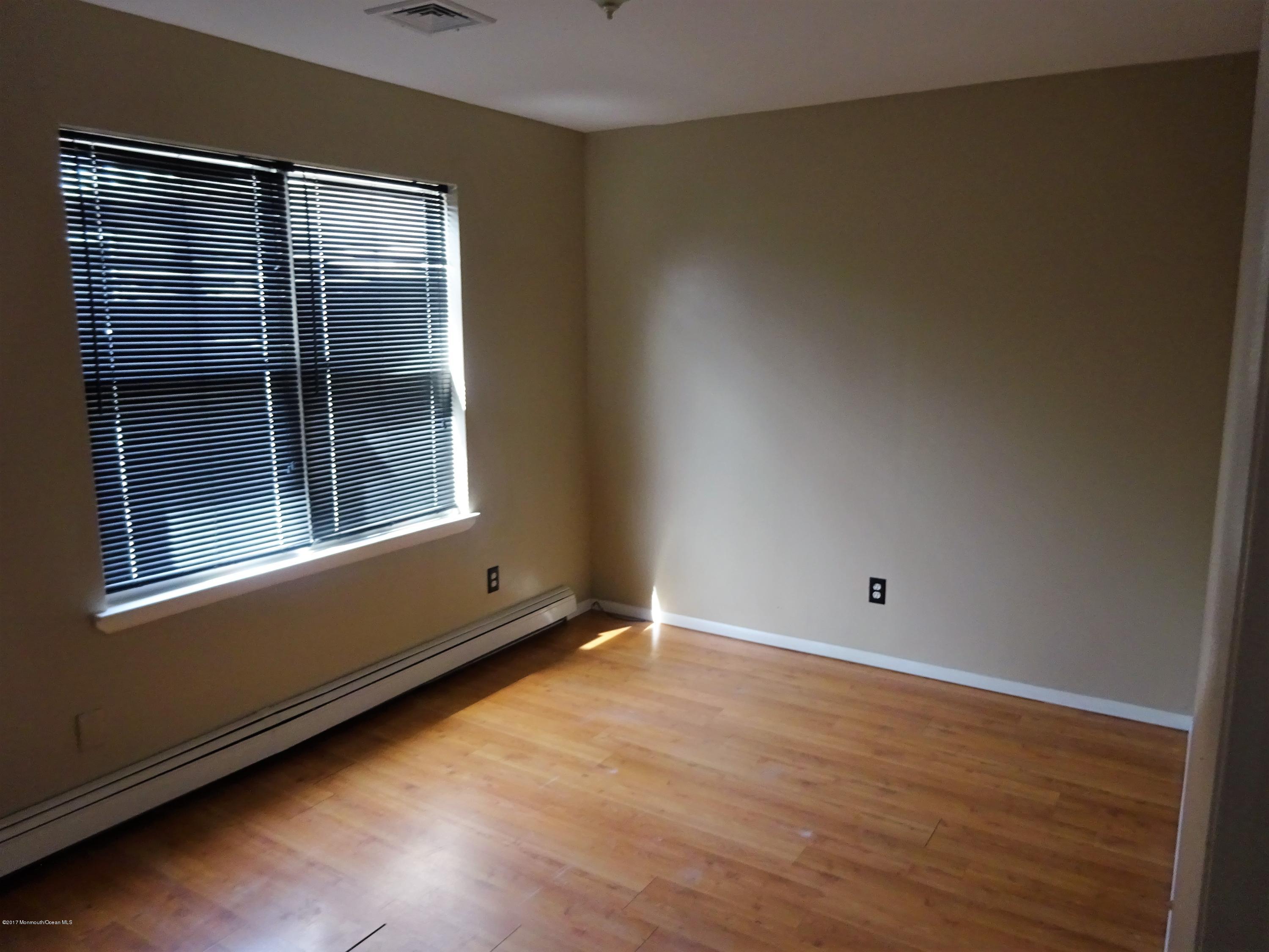 182 Lanes Pond Road Howell, NJ 07731 - Photo 14 of 32 DSC01145
