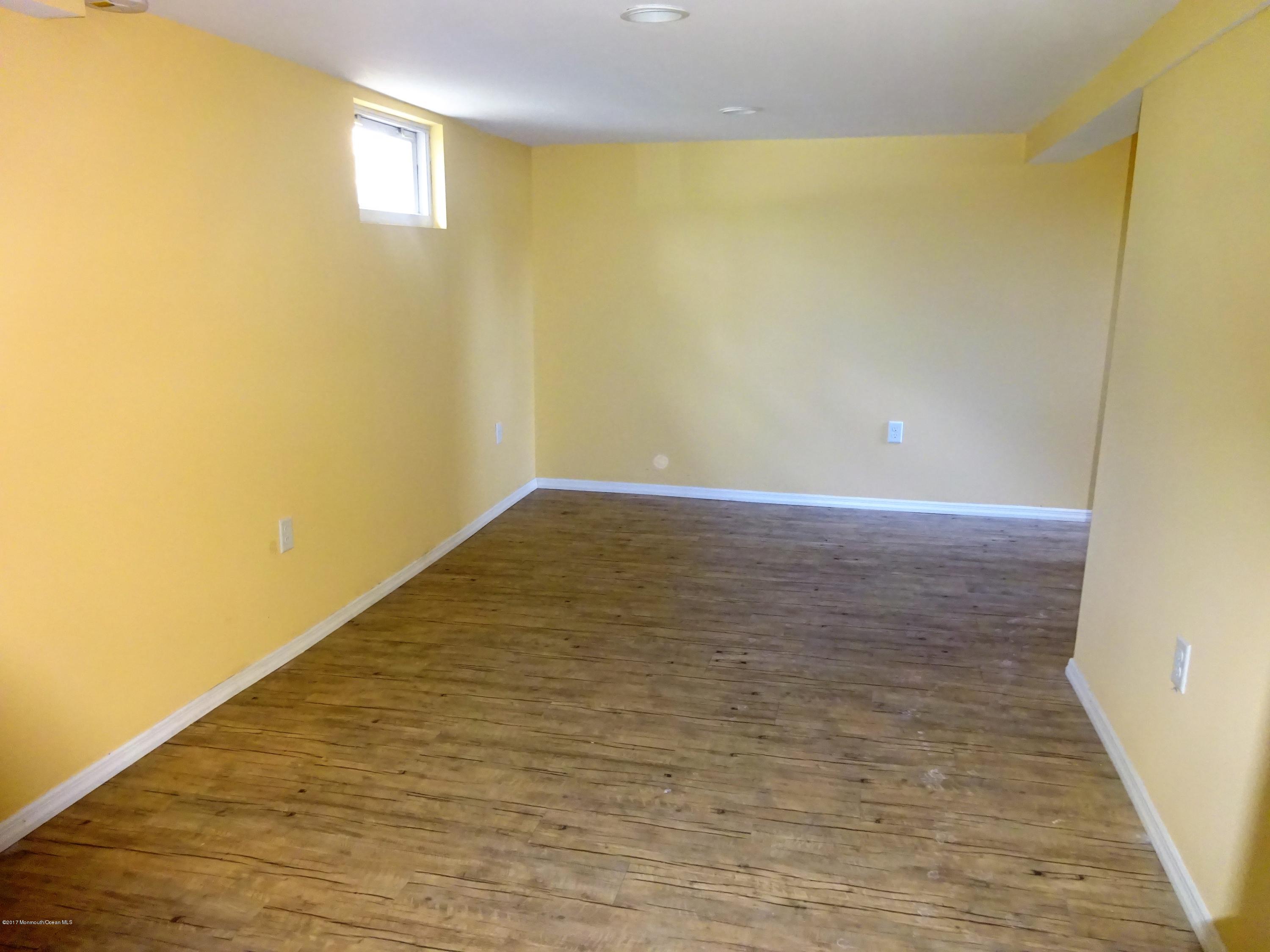 182 Lanes Pond Road Howell, NJ 07731 - Photo 18 of 32 DSC01157