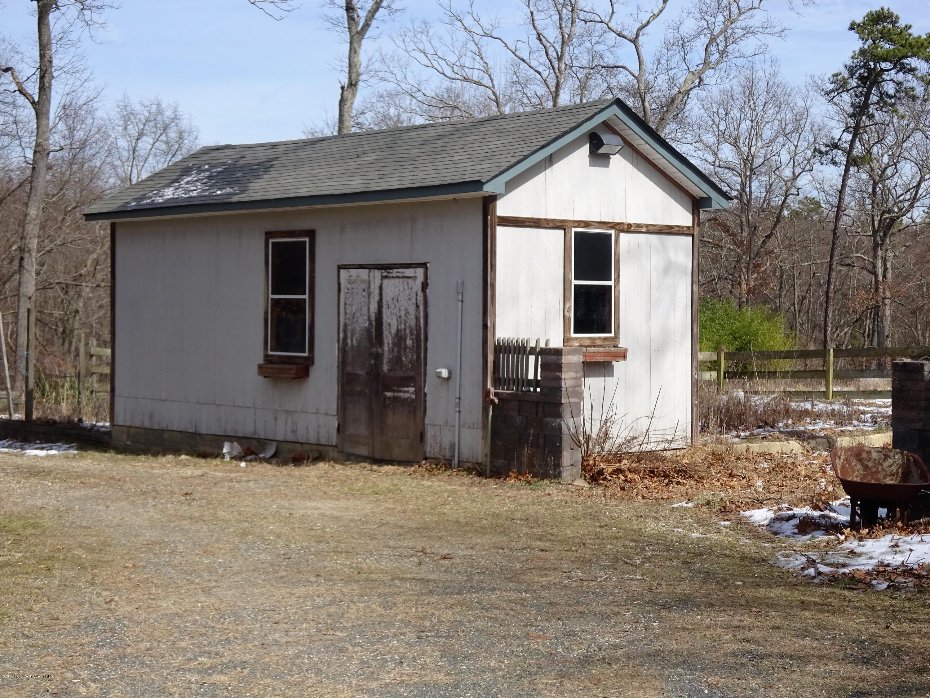 182 Lanes Pond Road Howell, NJ 07731 - Photo 21 of 32 DSC01132