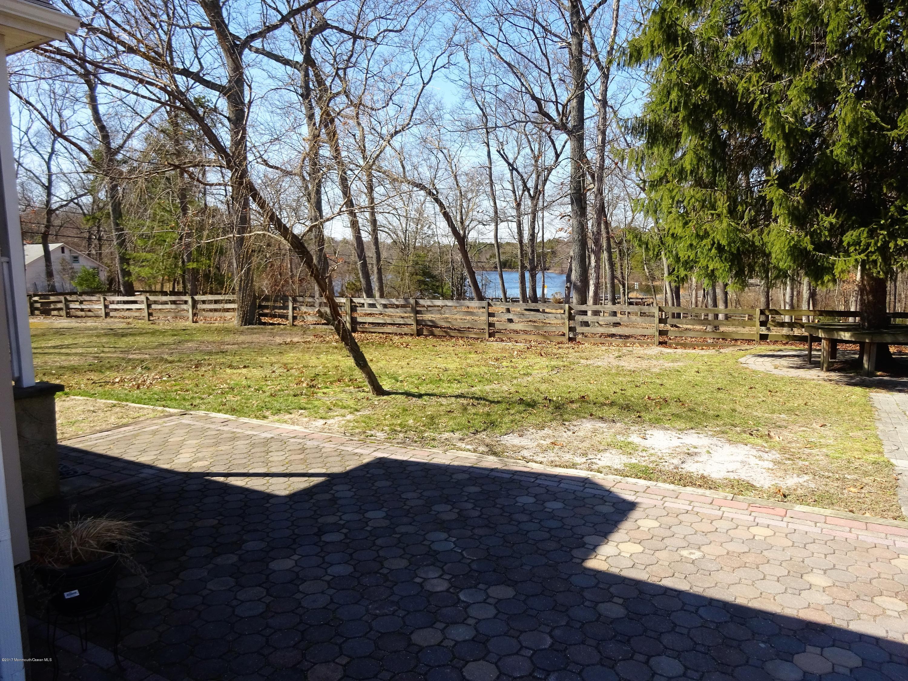 182 Lanes Pond Road Howell, NJ 07731 - Photo 24 of 32 DSC01183