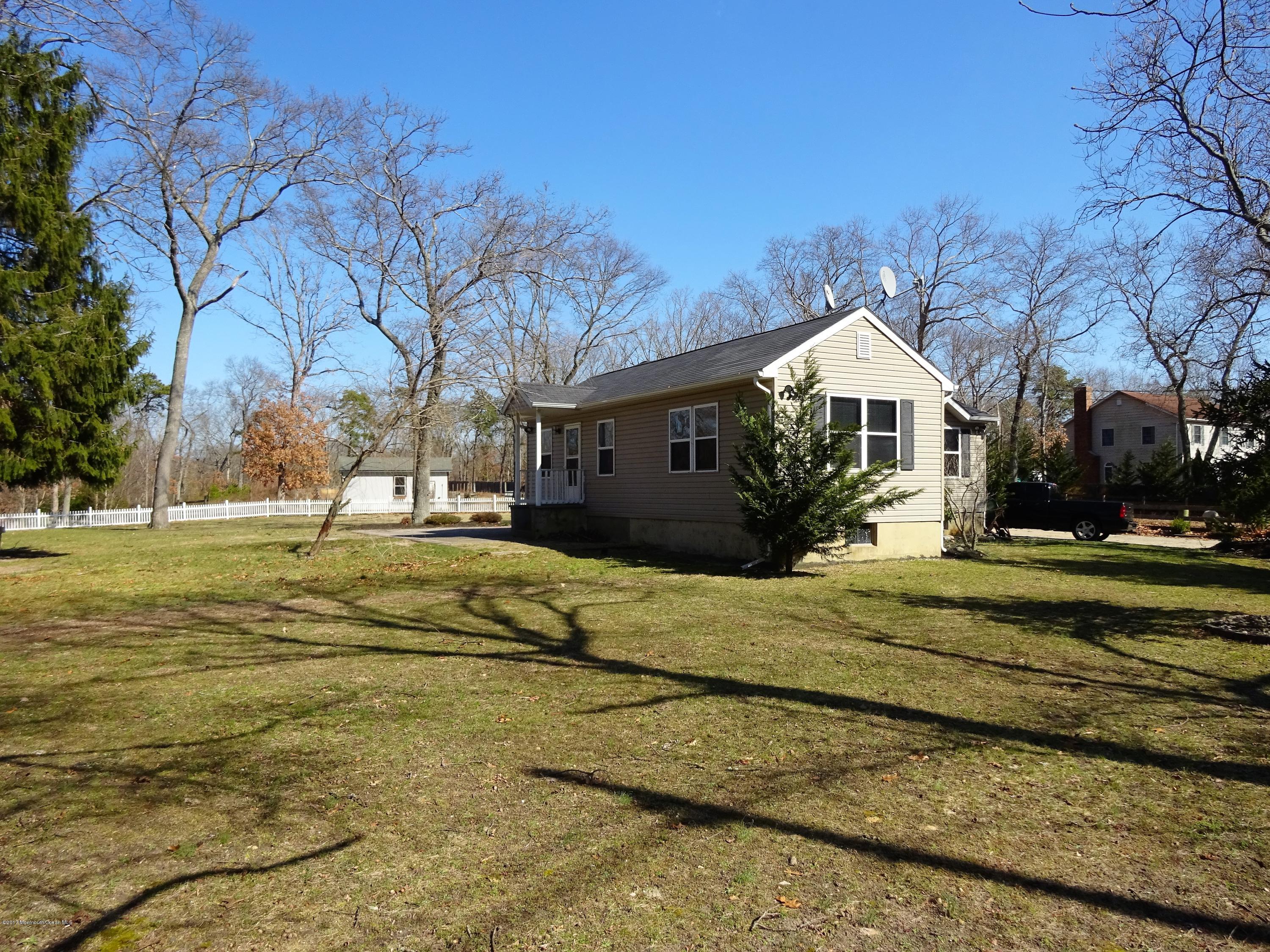 182 Lanes Pond Road Howell, NJ 07731 - Photo 30 of 32 DSC01186