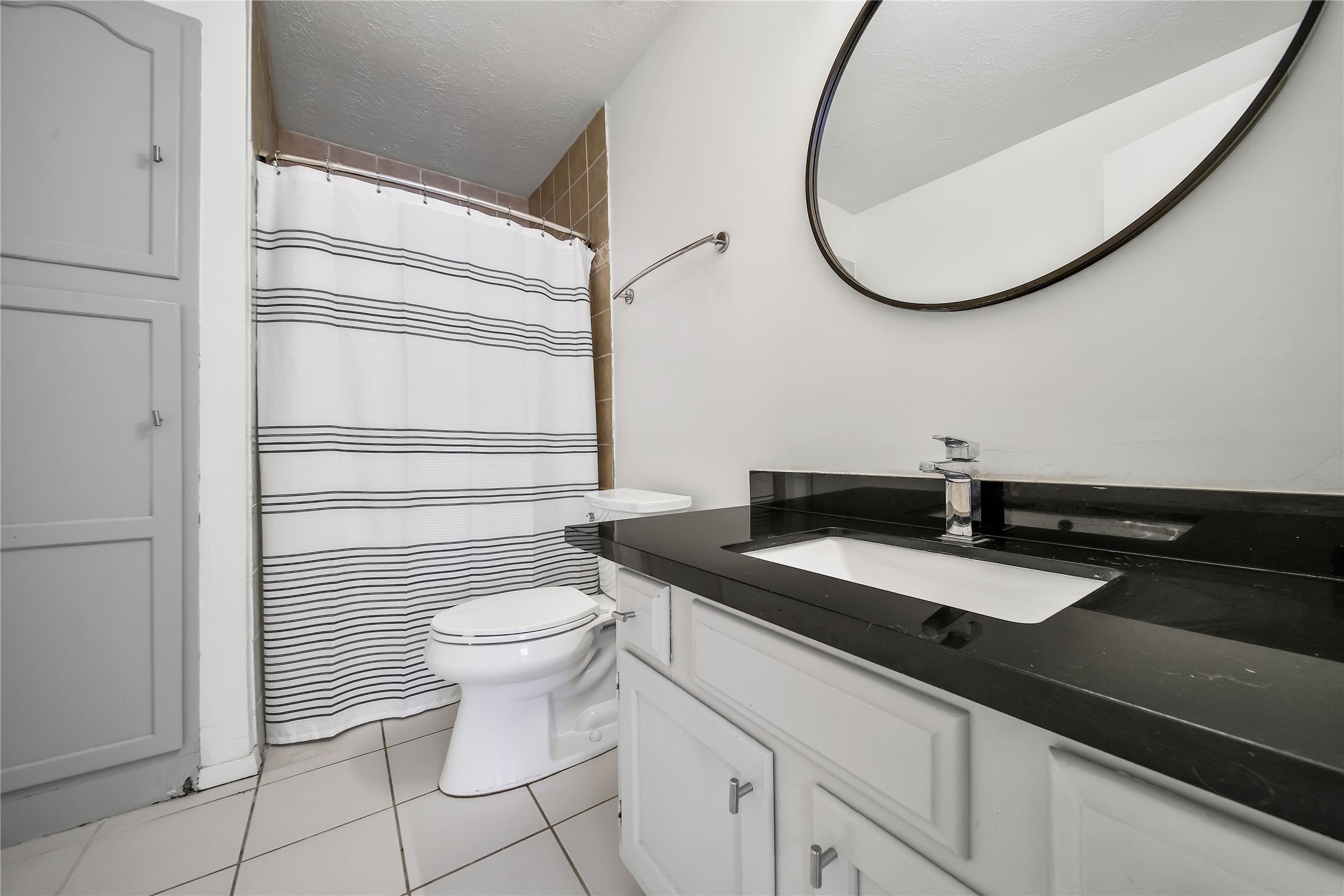 26 Green Field Place Spring, TX 77380 - Photo 13 of 18 Primary Bath