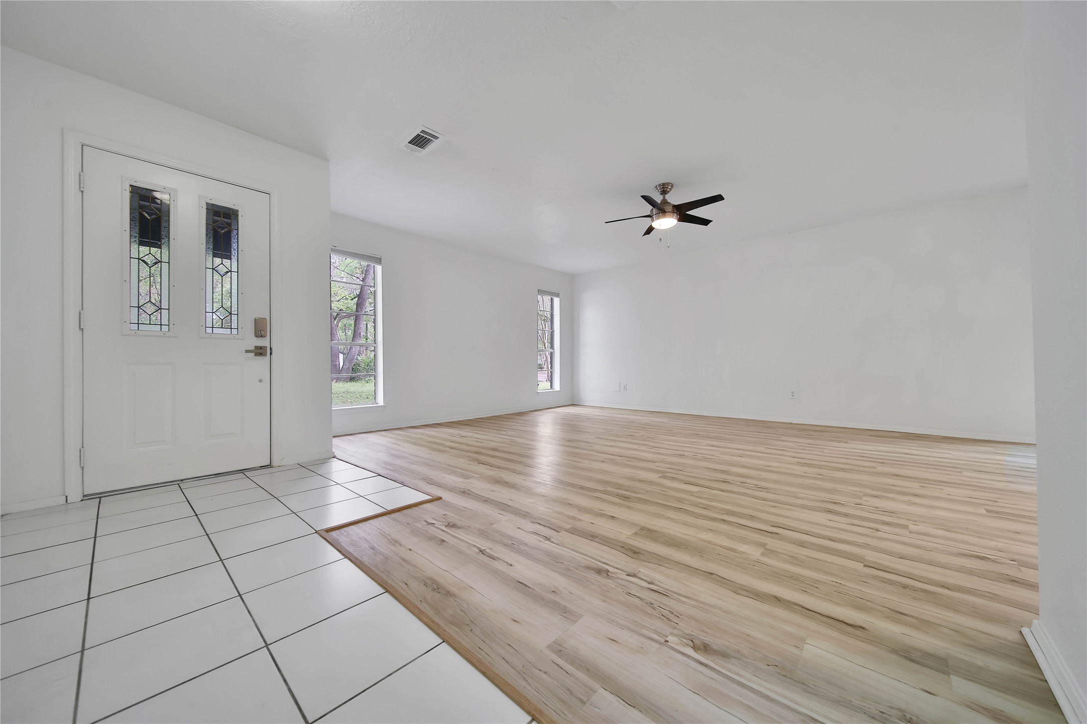 26 Green Field Place Spring, TX 77380 - Photo 3 of 18