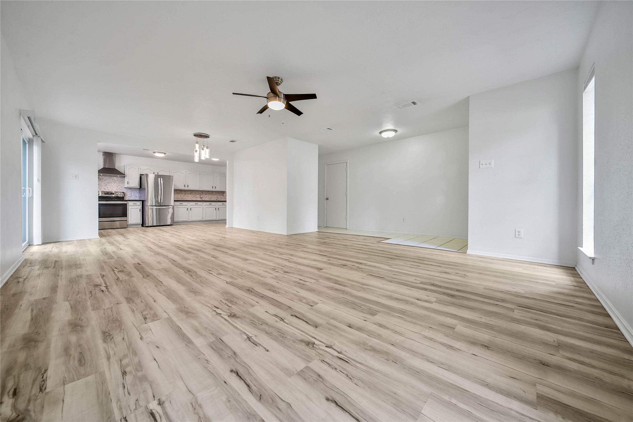 26 Green Field Place Spring, TX 77380 - Photo 4 of 18