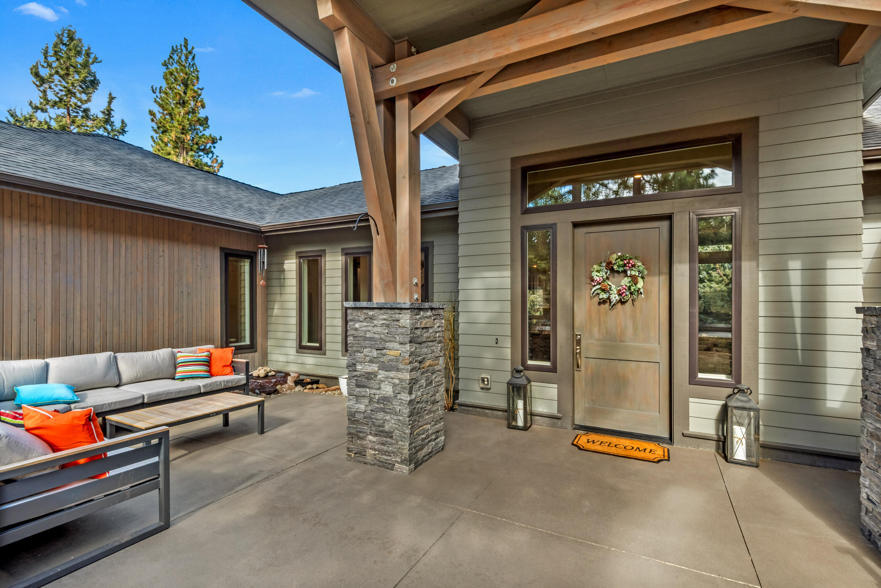 61475 Meeks Trail Bend, OR 97702 - Photo 4 of 35 04