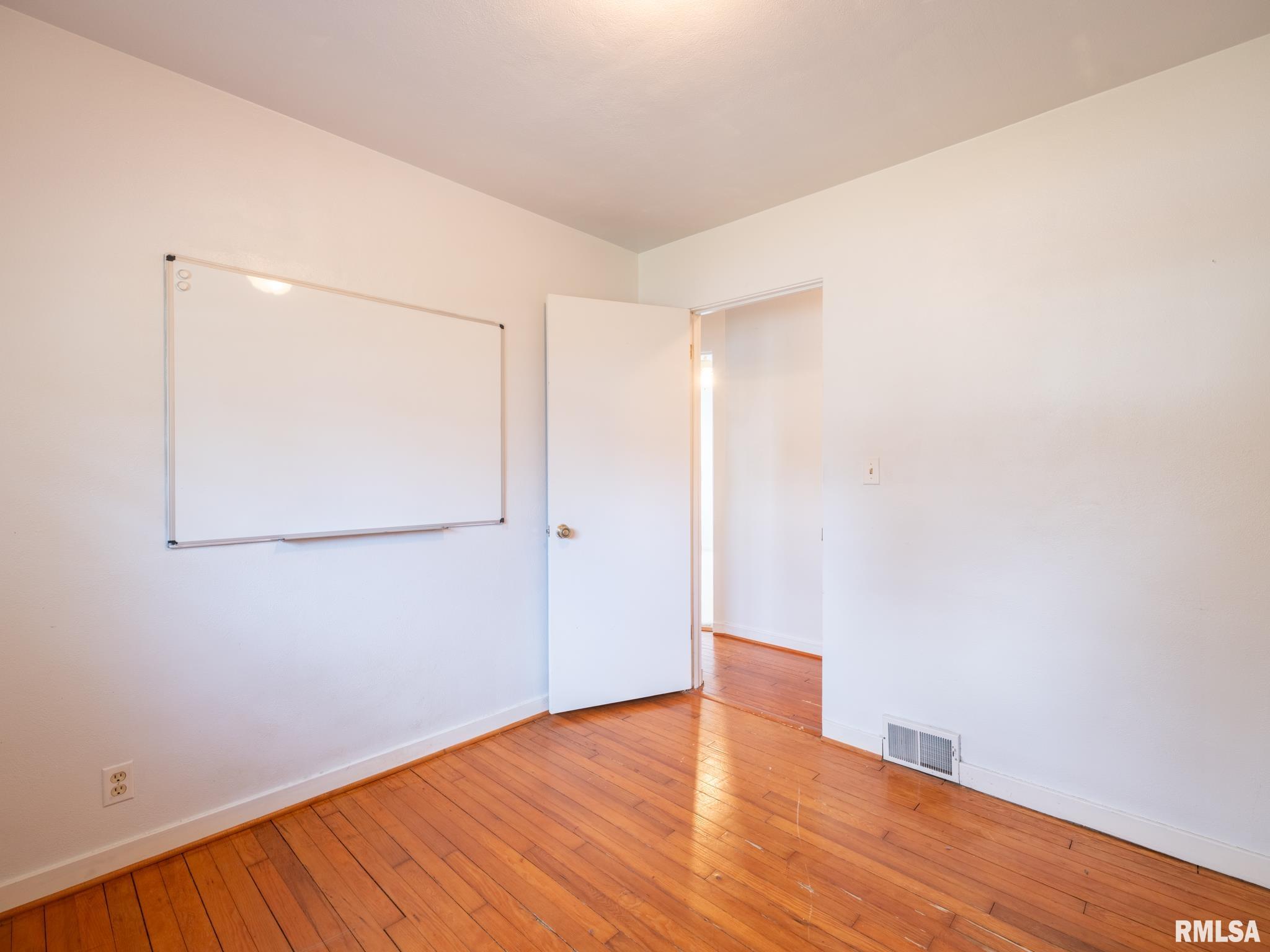 316 West Barrington Road Peoria, IL 61614 - Photo 46 of 58 Gallery Image 46